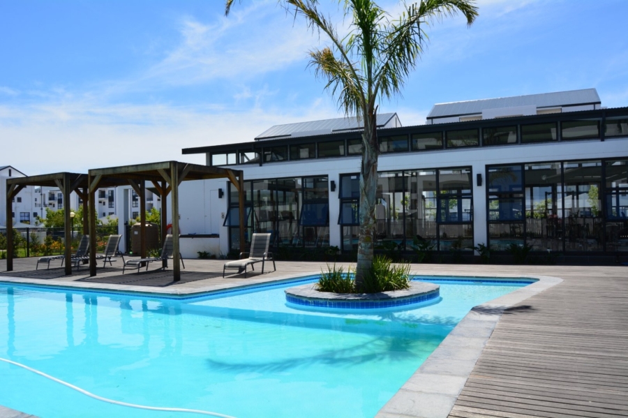 To Let 3 Bedroom Property for Rent in Sandown Western Cape